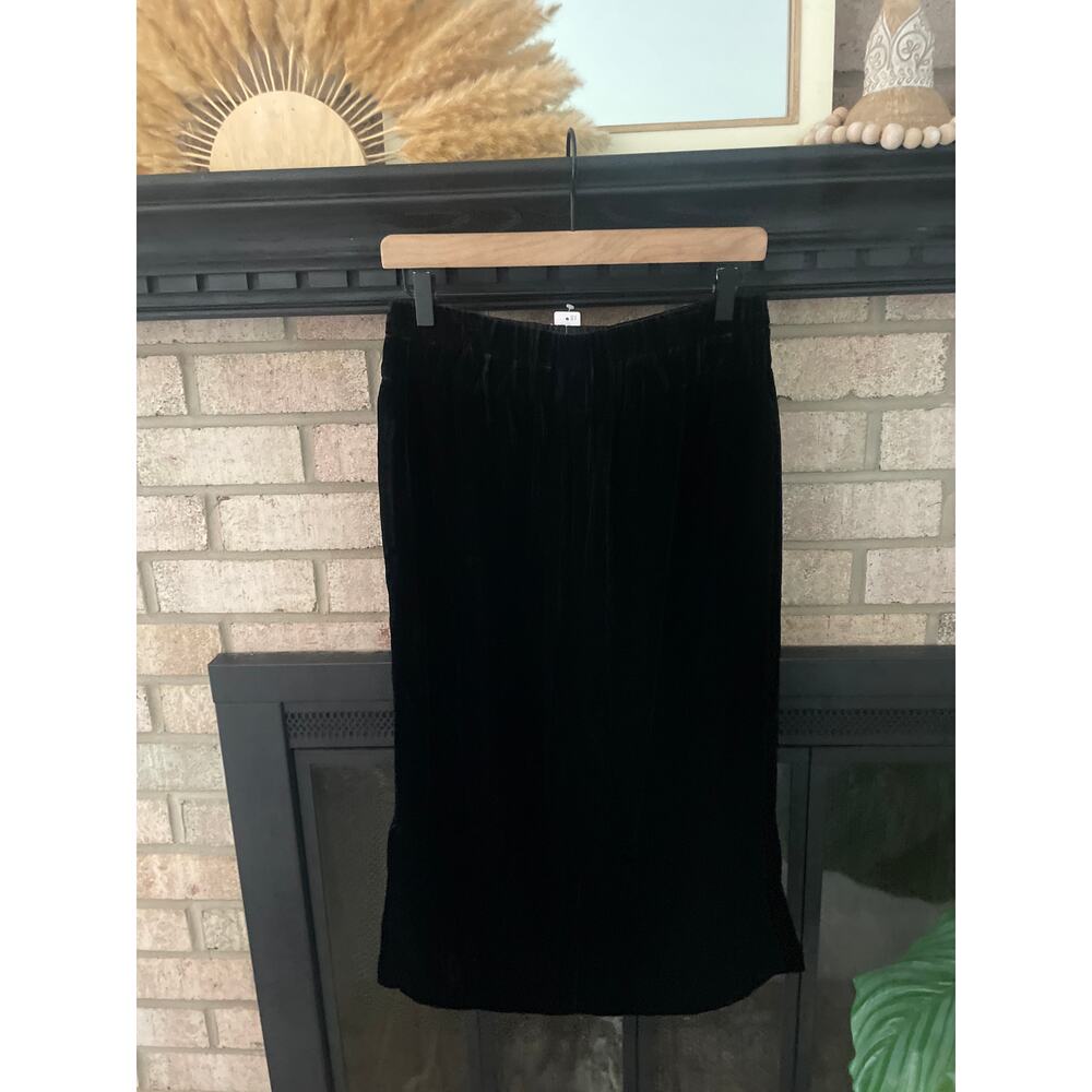 ☀️SALE☀️ J. Crew | Black Velvet Midi Skirt Small Velour Split Leg Velveteen - Picture 6 of 7